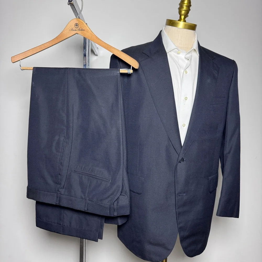1980s Brooks Brothers Suit Mens 42R 34W Navy Solid Two-Button Vintage Wool Blend